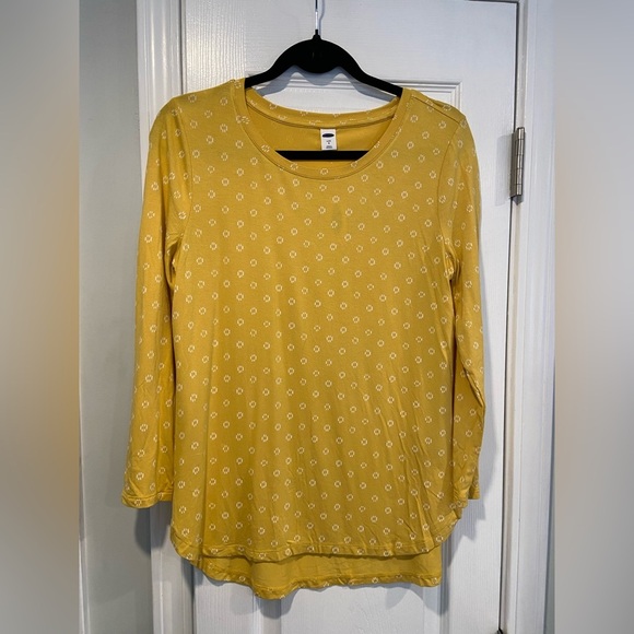 NWT Old Navy Size S Luxe Marigold Long Sleeve Crew Neck Pullover Round Hem - Picture 1 of 12